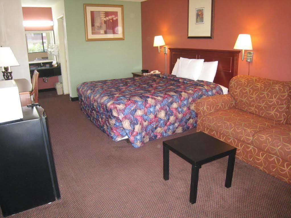 Motel 8 Maricopa Экстерьер фото